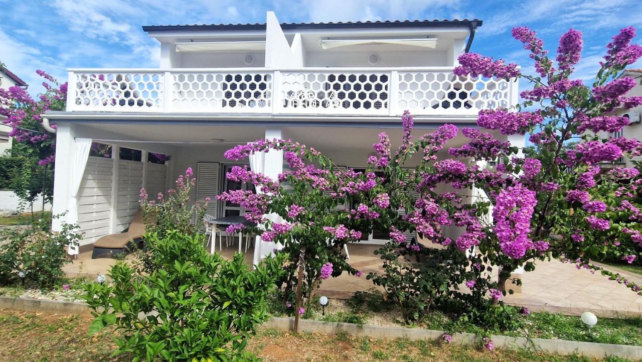 Garden Apartments Krk Town Esterno foto
